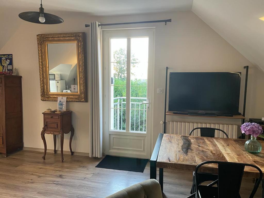 Gite Le Domaine D Orphee Marmagne  ภายนอก รูปภาพ