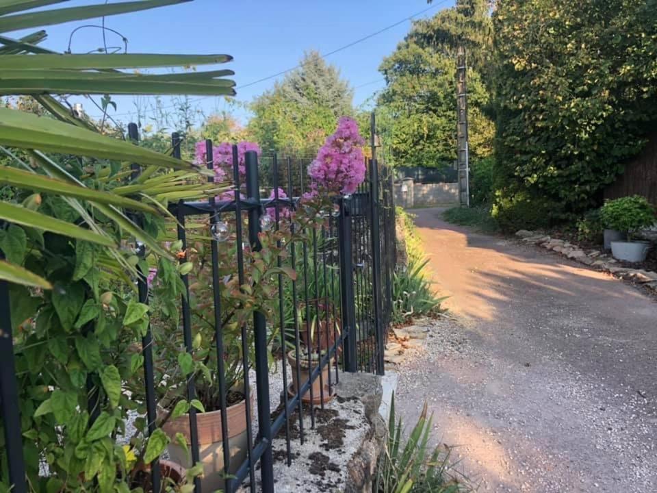 Gite Le Domaine D Orphee Marmagne  ภายนอก รูปภาพ
